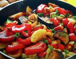Пикантные баклажаны с овощами coochelper.ucoz.com