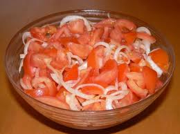 Салат из помидоров с луком coochelper.ucoz.com