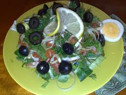 Овощной салат с тунцом coochelper.ucoz.com