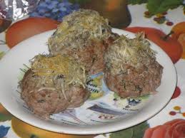 Котлеты, запеченные с грибами и сыром coochelper.ucoz.com