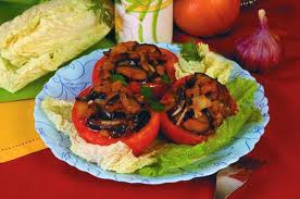 Помидоры, фаршированные мясом и баклажанами coochelper.ucoz.com