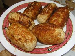 Котлеты из курицы с сыром и зеленью coochelper.ucoz.com